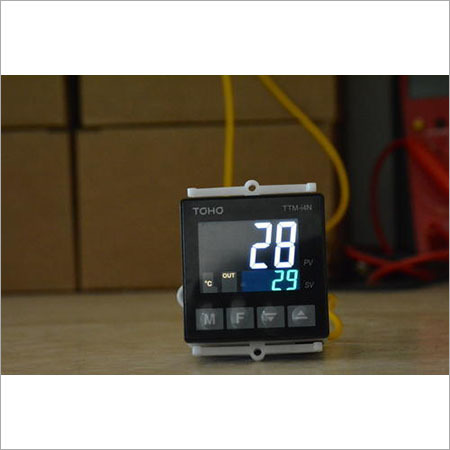 Ttm I4N Temperature Controller - Color: Black