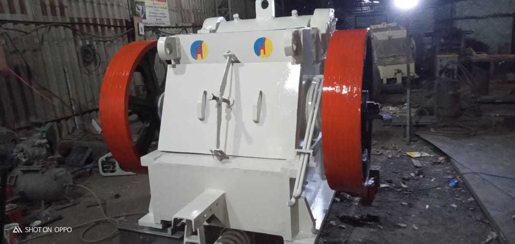 Oil Lubricated Stone Crusher - 30x12 Inches | Mild Steel, Superior Corrosion Resistance, High Durability, Elegant Design
