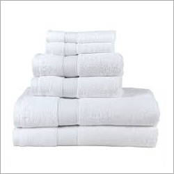 सफेद स्नान तौलिया