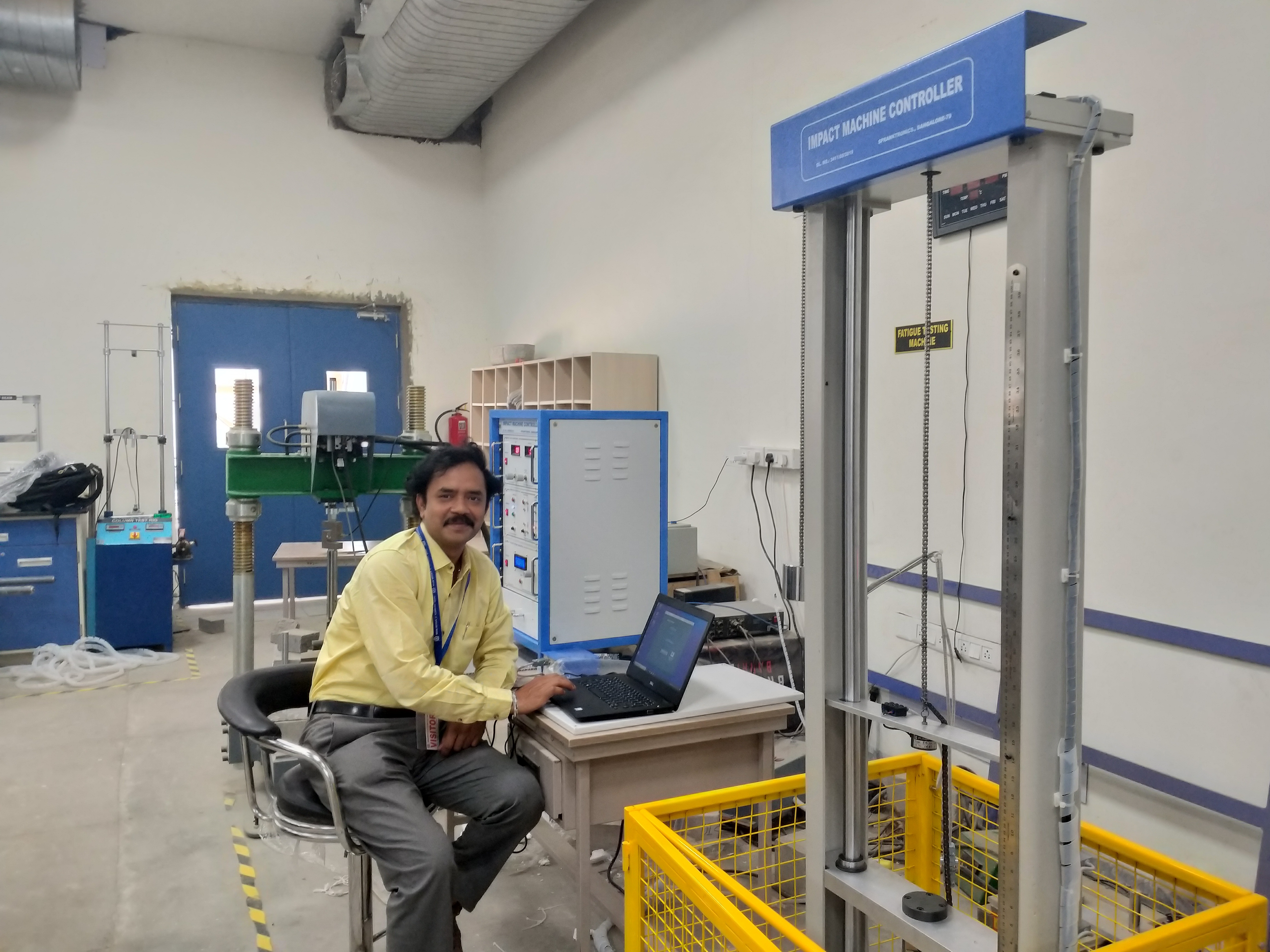 Low Velocity Drop Tower Impact Testing Machine