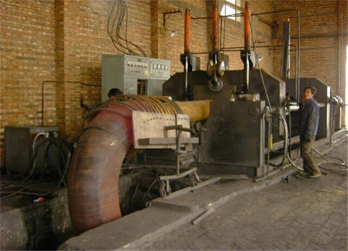 Black Induction Heating Elbow Machine