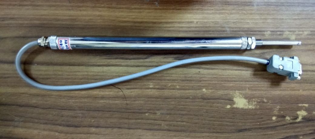 Displacement Transducer - Color: Silver