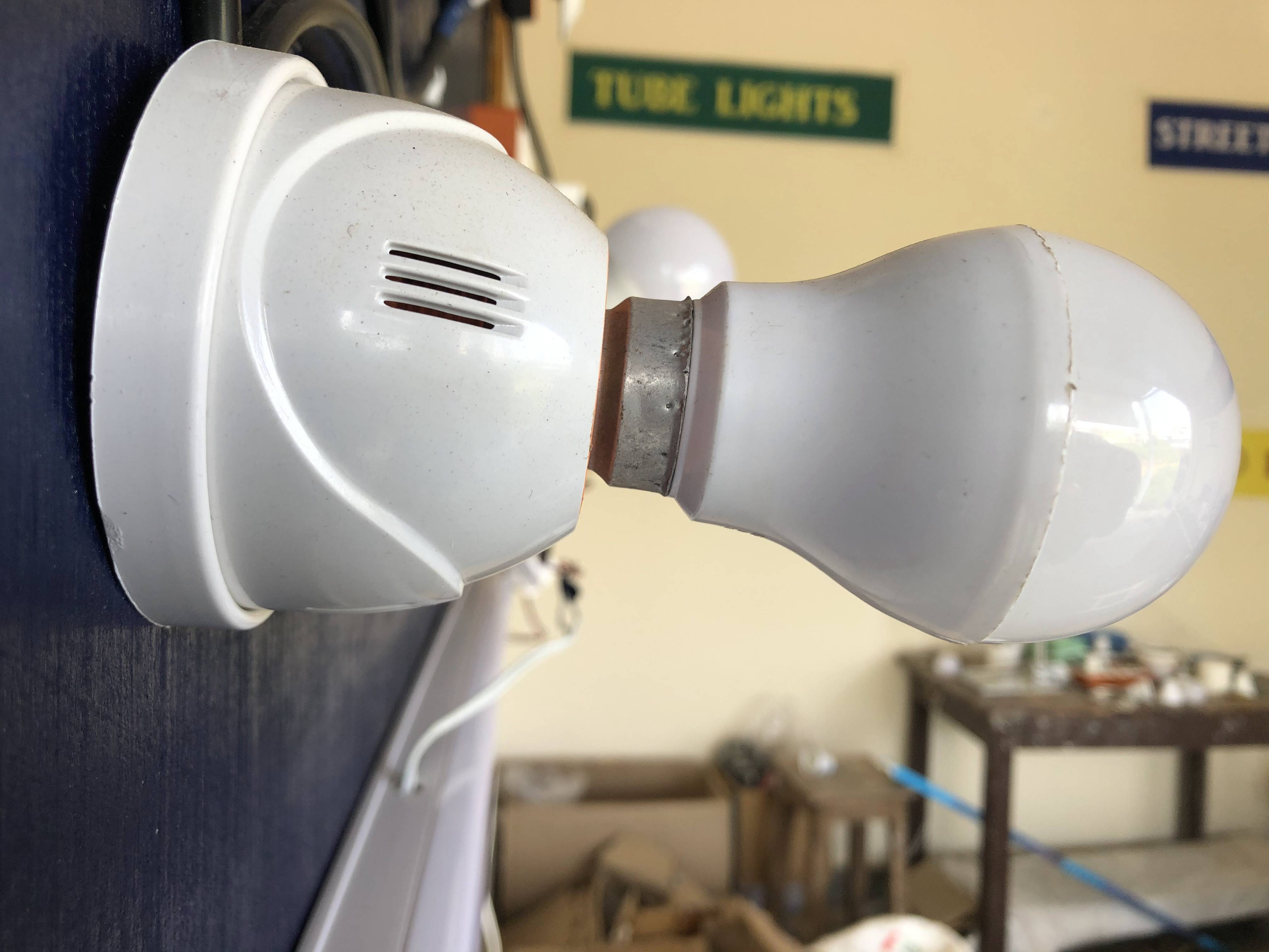 12w Bright Led Bulb Application: Indoor Lighting