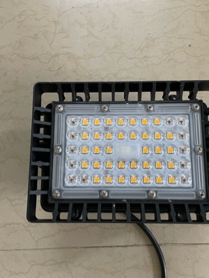 मेटल 120W पीडीसी एलईडी फ्लड लाइट