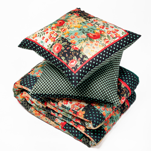 कॉटन फिलिंग के साथ कॉटन रजाई सेट