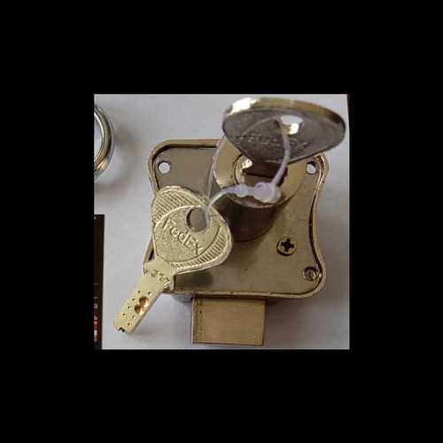 मिनी अलमारी ताले