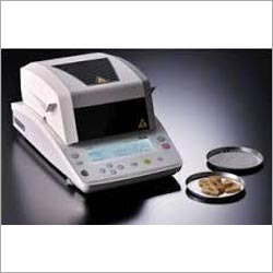 Moisture Analyzer