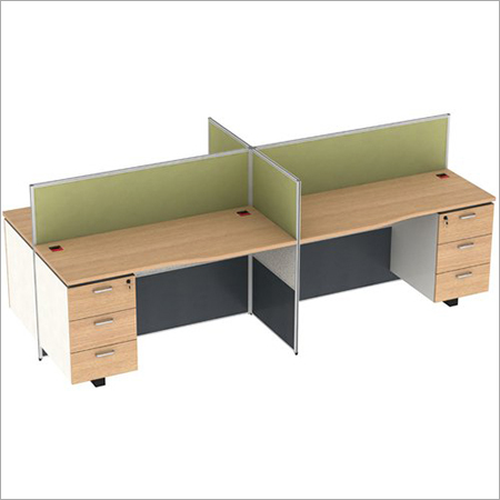 4 व्यक्ति वर्कस्टेशन