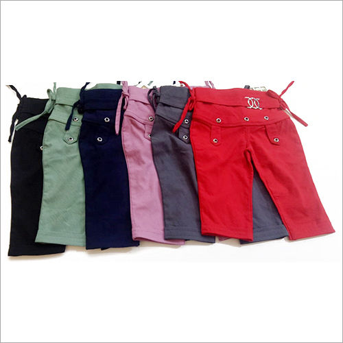 Available In Different Color Kids Capri