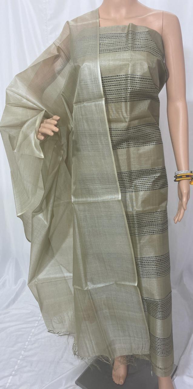 Silk Weaved Top 2.5 Mtrs Dupatta Texture: Woven