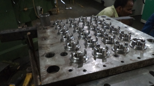 थ्रेडेड शाफ्ट