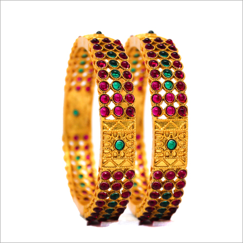 महिलाओं की आर्टिफिशियल बैंगल जेंडर: महिलाएं