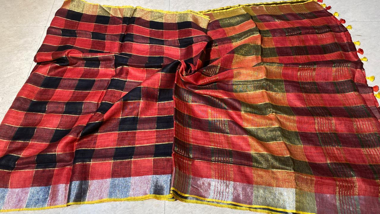 Rainy Pure Linen By Linen 120 Count Saree.