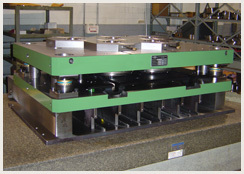 Pillar Die Sets Core Material: Ms