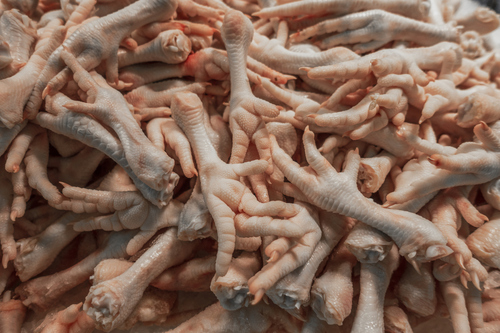 Fresh Chicken Feet - A Grade, 80% Moisture | Low-Carb, Nutritious, Sterilized, Organic, Trans-Fat Free, Frozen, Effective