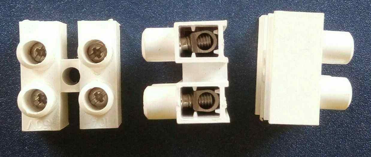Polycarbonate 2 Way Connector