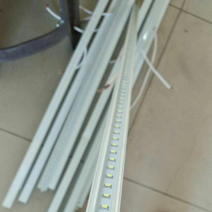 T5-5w Led Tube Light - Pc Plastic, 4 Foot Length, Cool White Color | 5000-6500k, 220-240v Input Voltage, 5w Power, 0.9 Power Factor