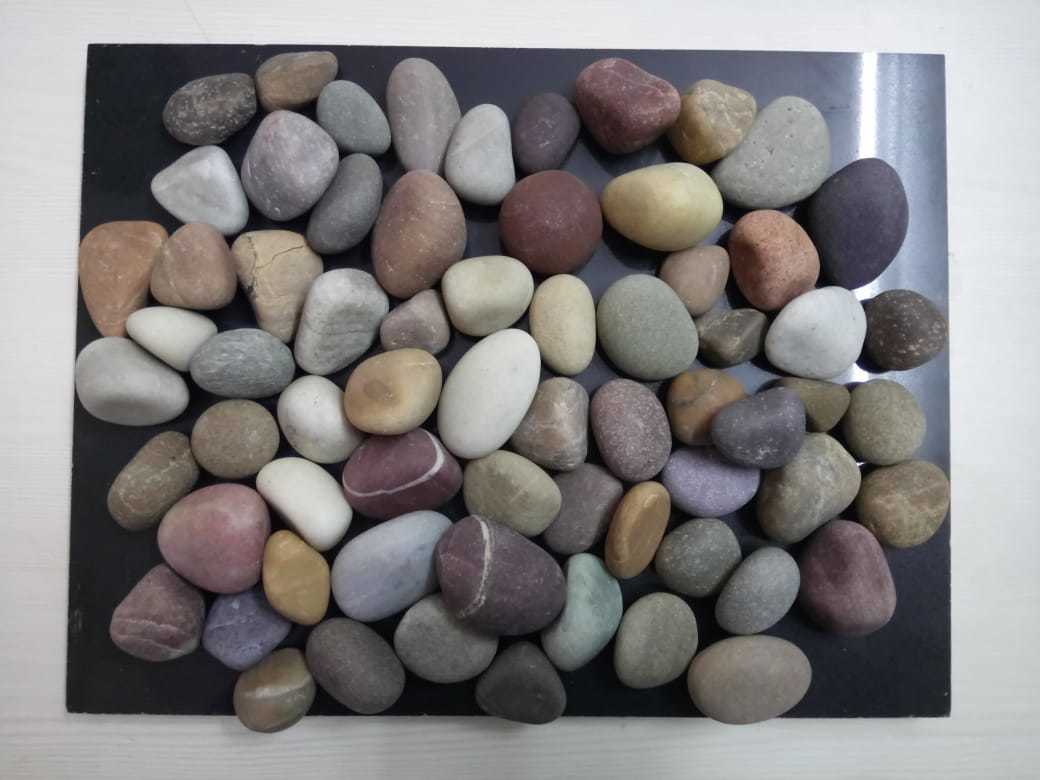 Mix Color Big Size Natural Glossy High Polished Pebbles Stone Solid Surface