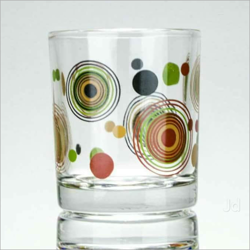 विंटेज पीने का गिलास