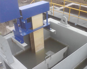 Oil Skimmer Capacity: 5-200 Kg/hr