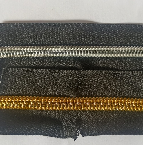 सिल्वर सीएफसी ज़िपर्स