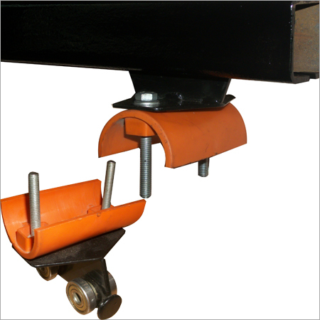 रैक के साथ केबल ट्रॉली