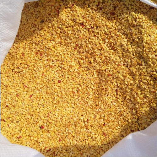 Chilli Seeds - Spice Grade, Shelf Life: 3 Months, Storage: Dry Place, Taste: Spicy | Digestive Stimulating Seed For Healthier Living