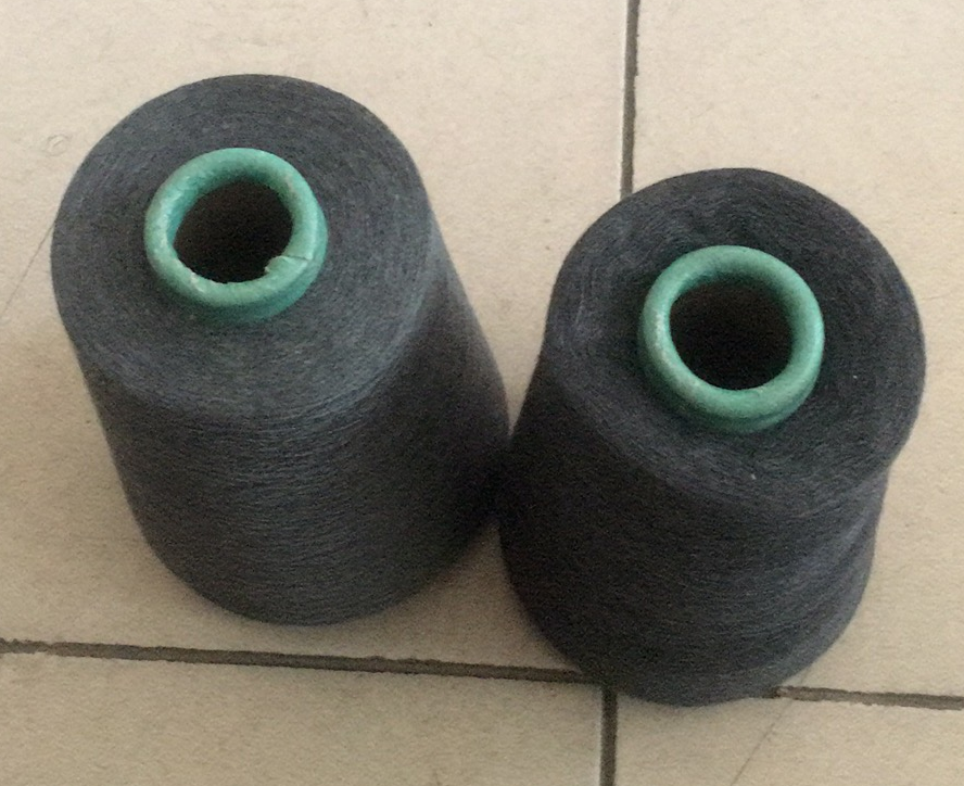 Beige Stock Yarn Socks Yarn Dope Dyed 100% Polyester Spun Yarn For Socks