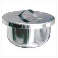 ढक्कन के साथ कटोरे