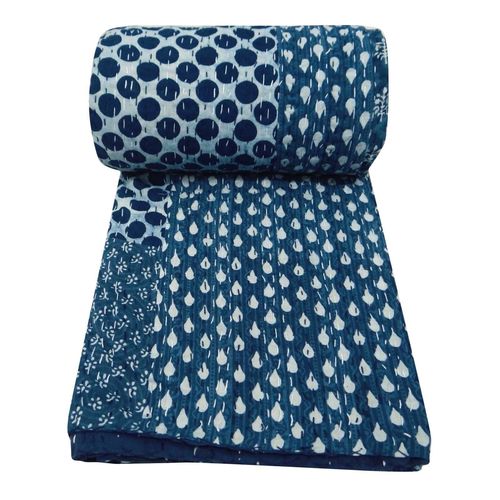 स्क्रीन प्रिंटेड क्विल्ट्स