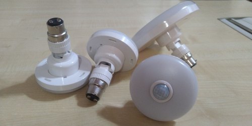 एल्युमिनियम एंगल्ड फ्रंट 9w 12W O बल्ब