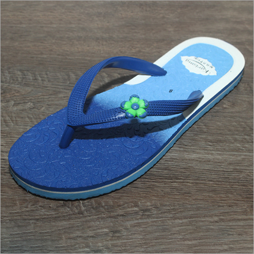 Available In Different Color Ladies Designer Rubber Slippers