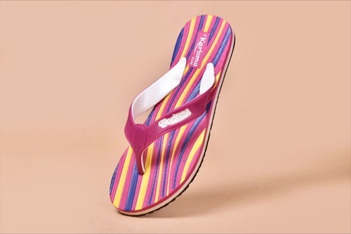 विभिन्न रंगों में उपलब्ध लेडीज़ प्रिंटेड कैज़ुअल वियर रबर स्लिपर