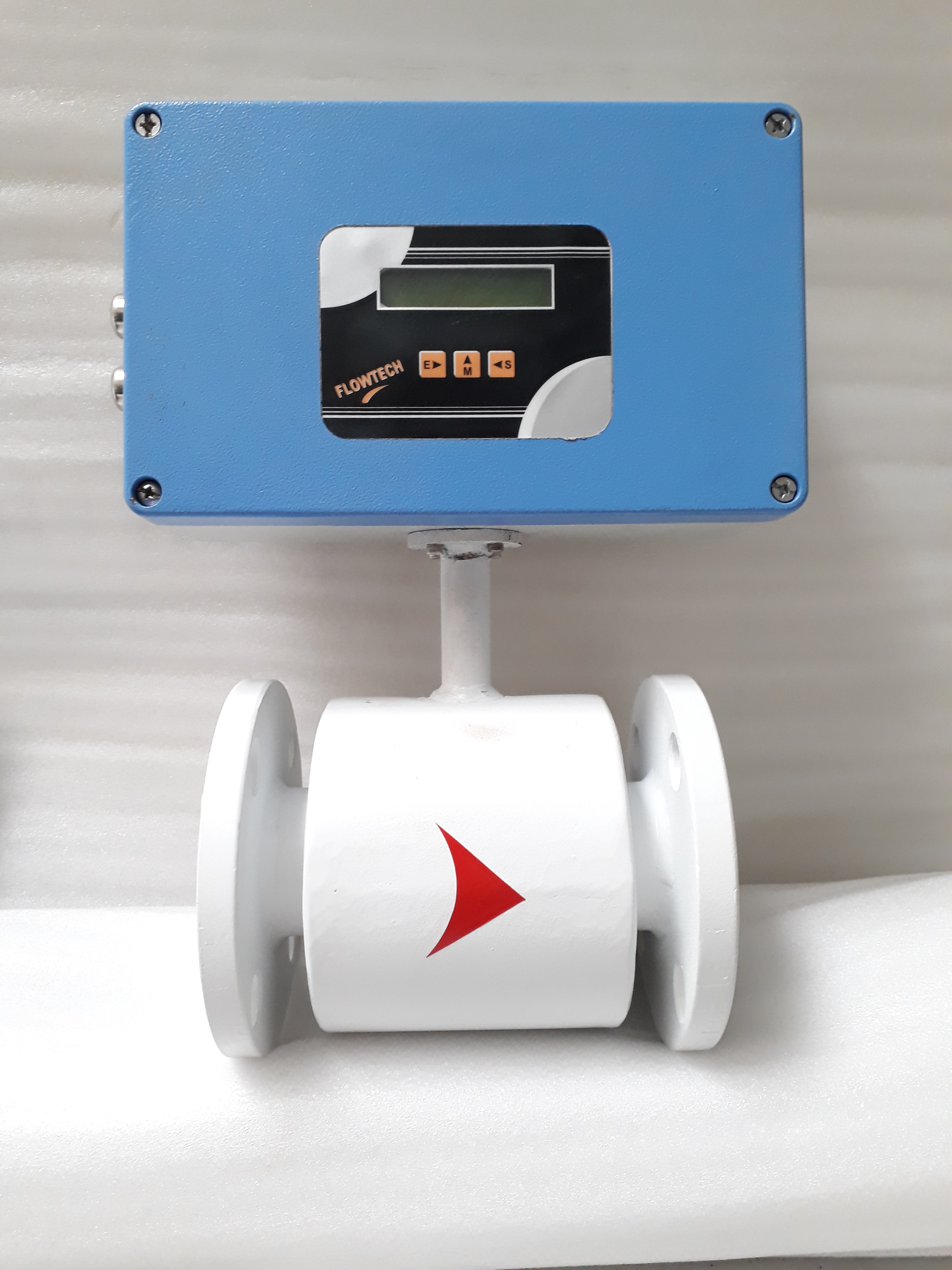 Slurries And Pastes Flow Meter - Color: White Blue