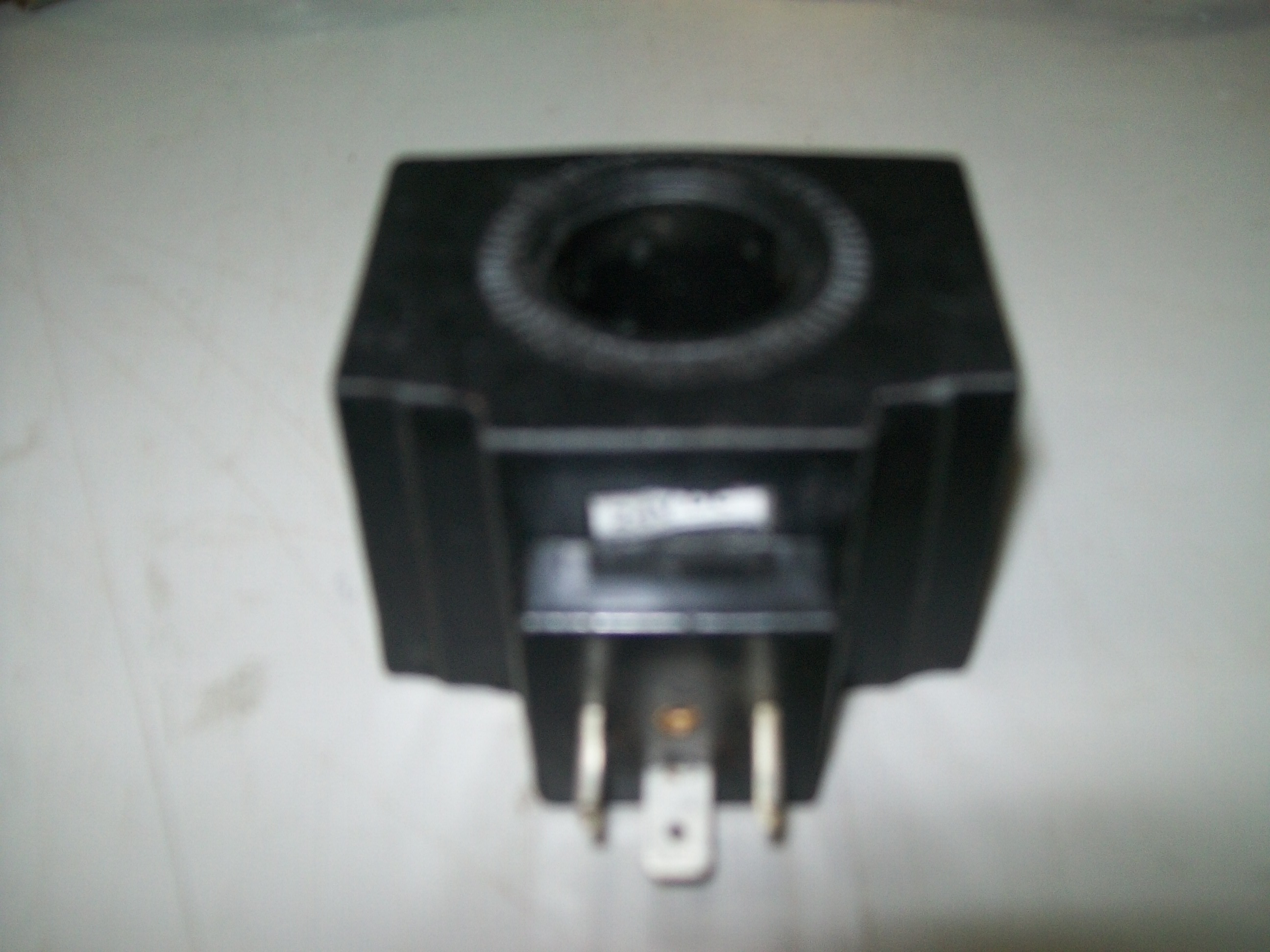 Solenoid Coil - Zinc Plating, Sizes Available | Industrial Application, 1-year Warranty