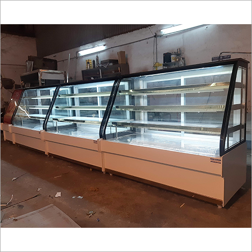 White Korean Bakery Display Counter - Design: As Per Customer Requirement