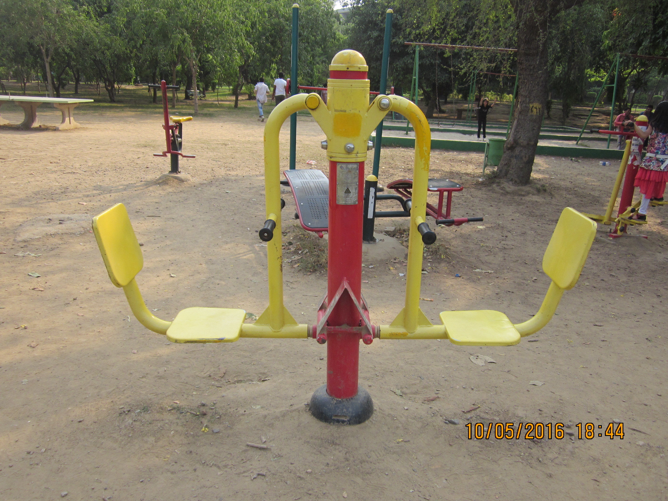 Leg Press - Commercial Grade, Non-adjustable Manual Operation | 5 Weight Stick, Thigh Exercise Equipment, Versatile For Leg Shape And Curls