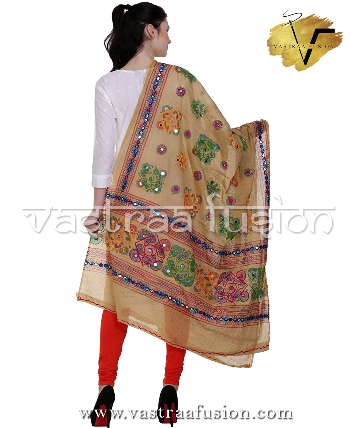 Ladies Cotton Embroidered Chakachak Aari Kutch Dupatta - Length: 2.50 Meters, Colors: 10 Varieties | Hand Embroidered, Washable, Customized Size And Taping Border