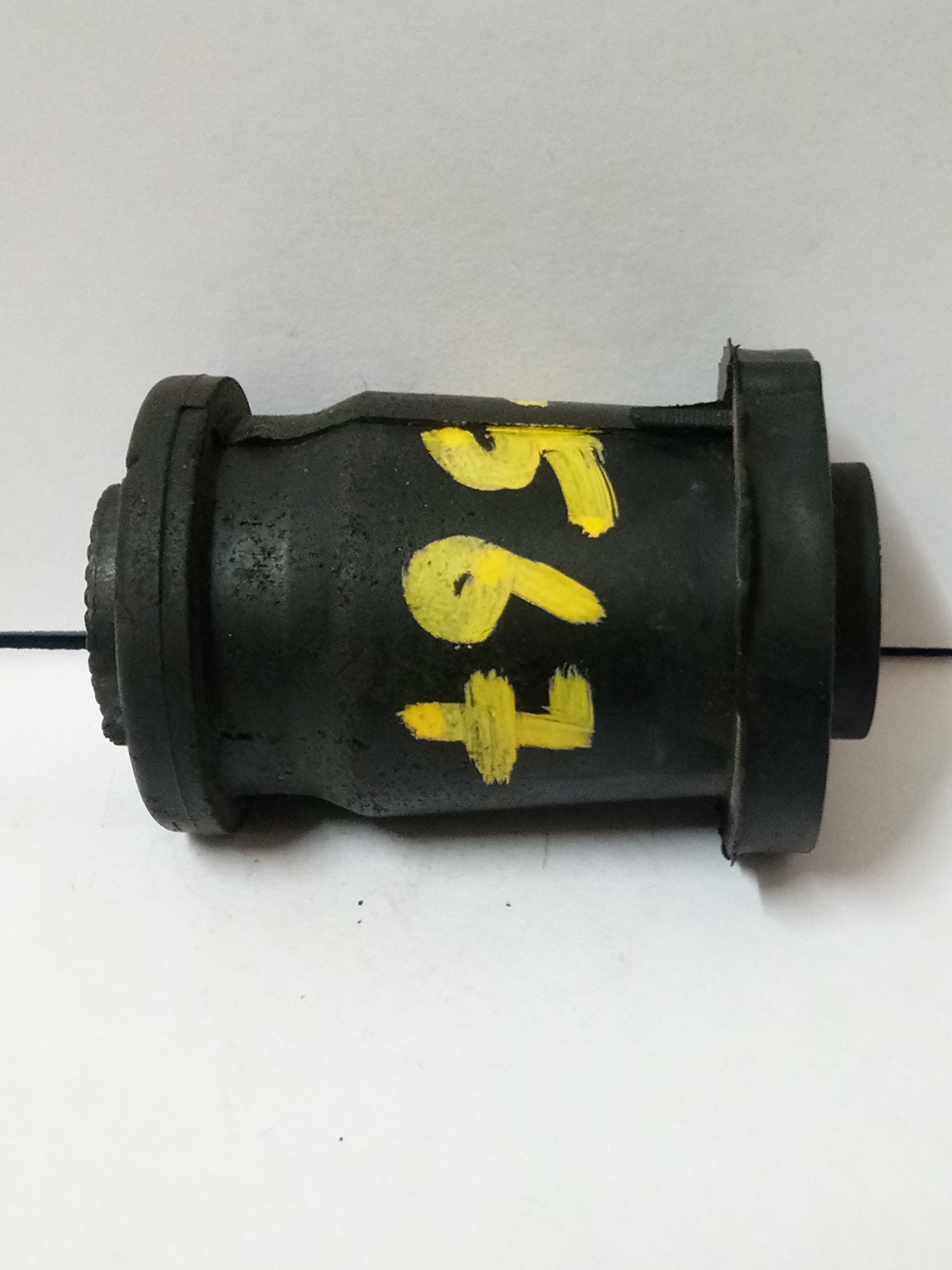 Ar7590 Bush - Rubber And Metal Material, Black Color | Smooth Finish, Shot Blast Surface Treatment, 100 Grams Weight, 1 Year Warranty, 2 Years Working Life