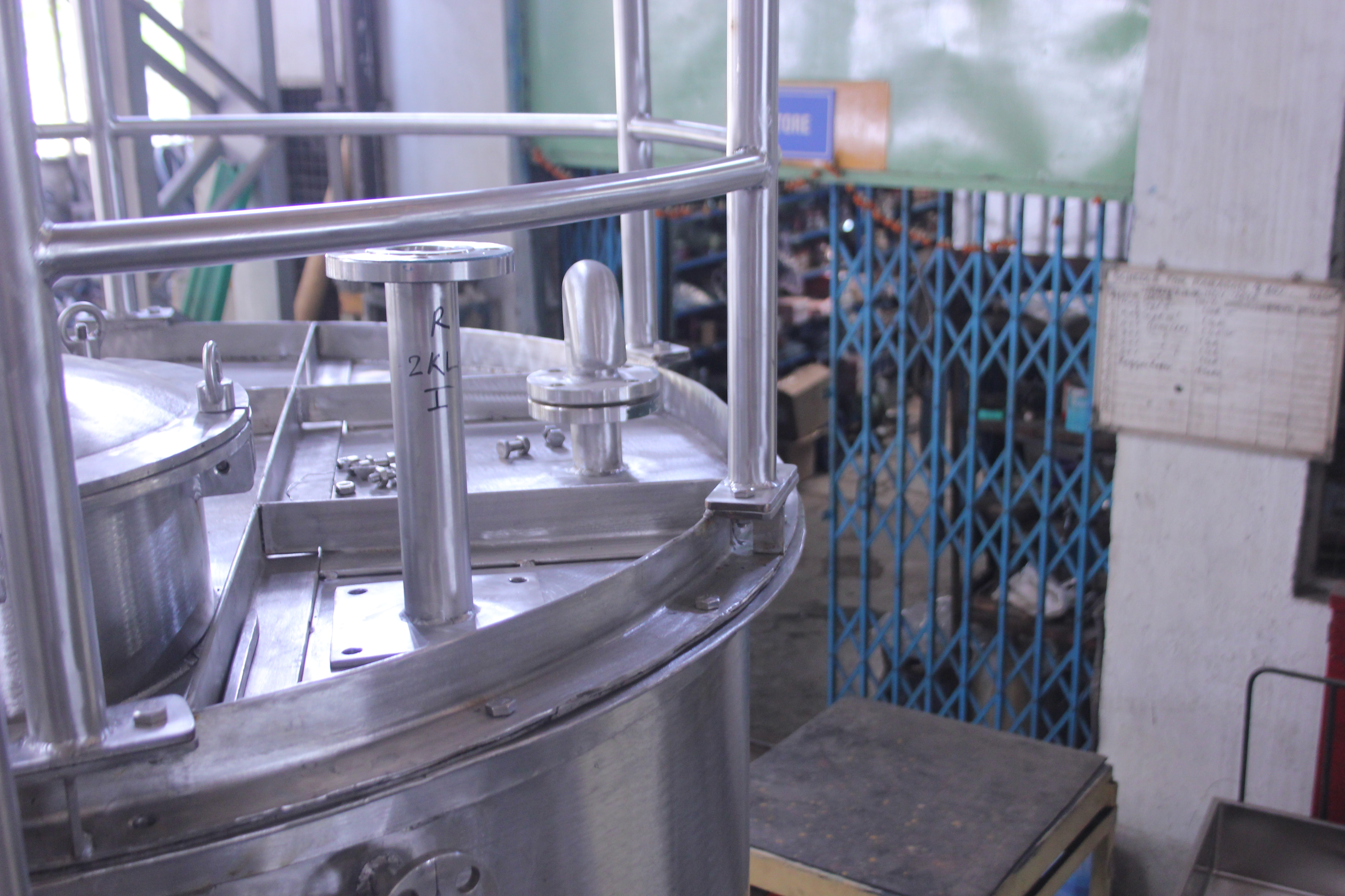 Ss Storage Tanks Application: In Process On Batch Making