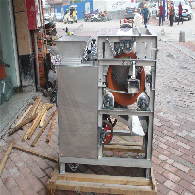 Fx-180 Peanut Skin Peeling Machine Almond Peeling Machine Capacity: 160-200 Kg/hr