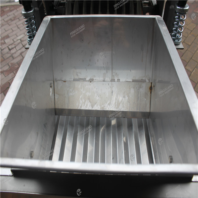 Fx-180 Peanut Skin Peeling Machine Almond Peeling Machine Capacity: 160-200 Kg/hr