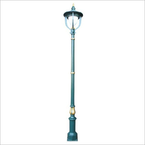 Cool White Outdoor Garden Pole Light