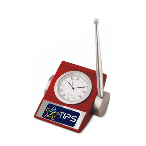 मेटल पेपर वेट कम क्लॉक