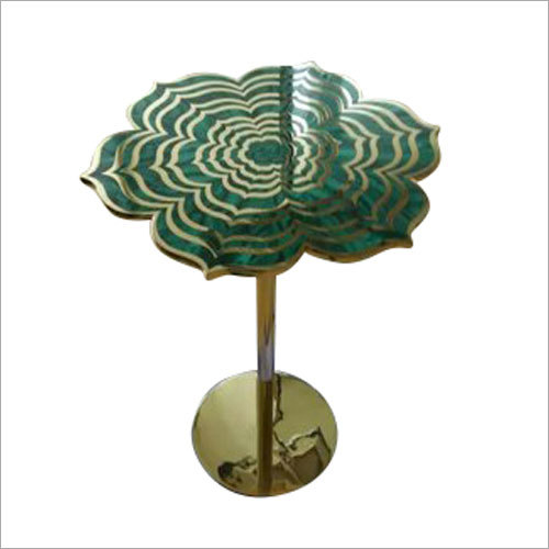 ब्रास मैलाकाइट स्टोन एंड टेबल असेंबली की आवश्यकता नहीं है