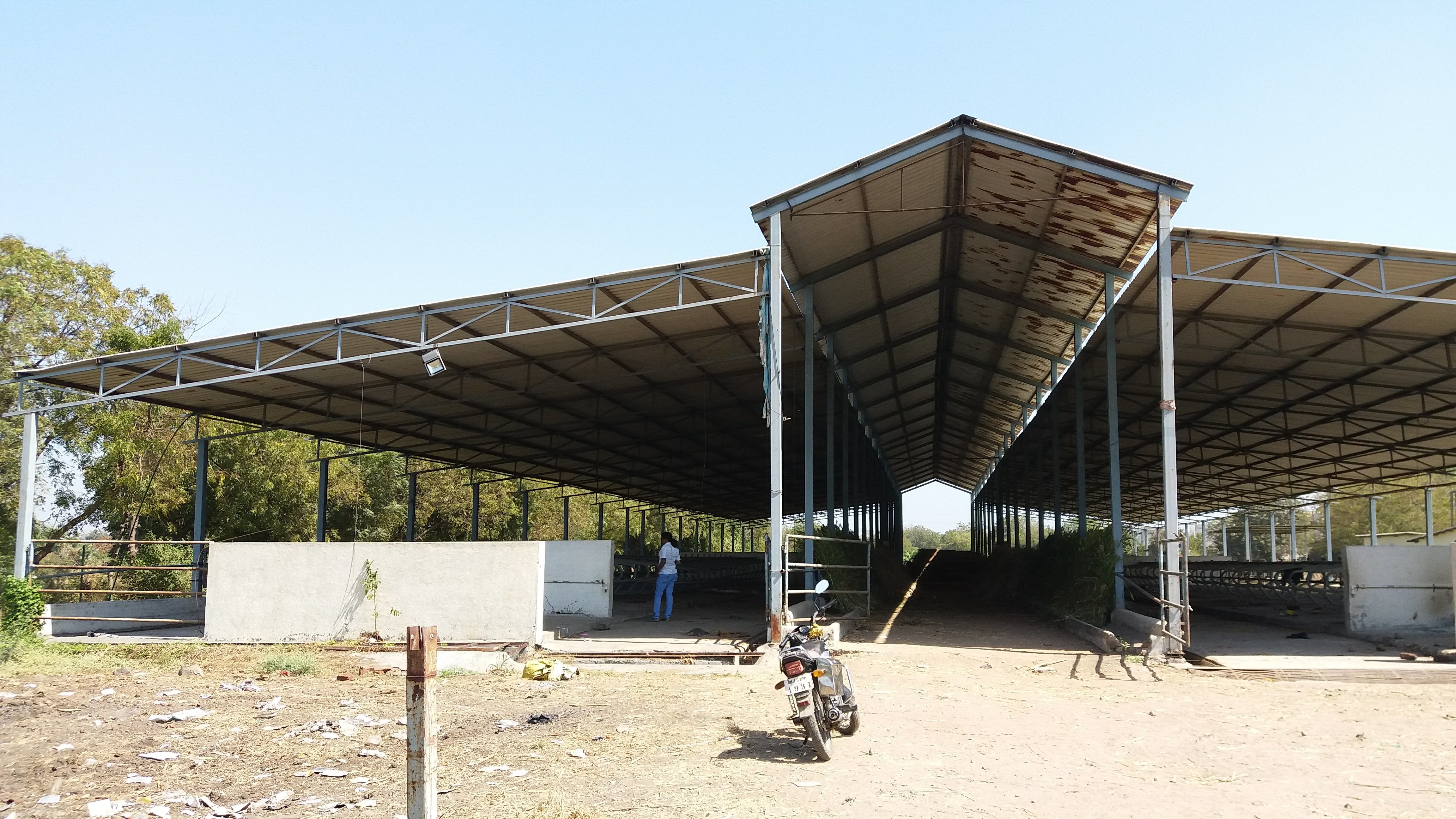 Multicolor Polycarbonate Shade
