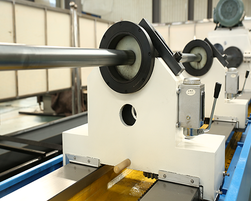 Deep Hole Drilling Machin E