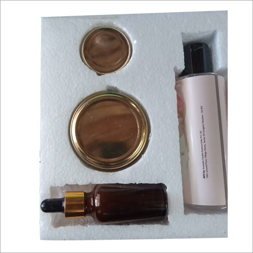 कॉस्मेटिक किट थर्मोकोल पैकेजिंग