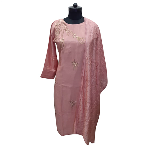 Ladies Fancy Straight Kurti Set Size: Medium
