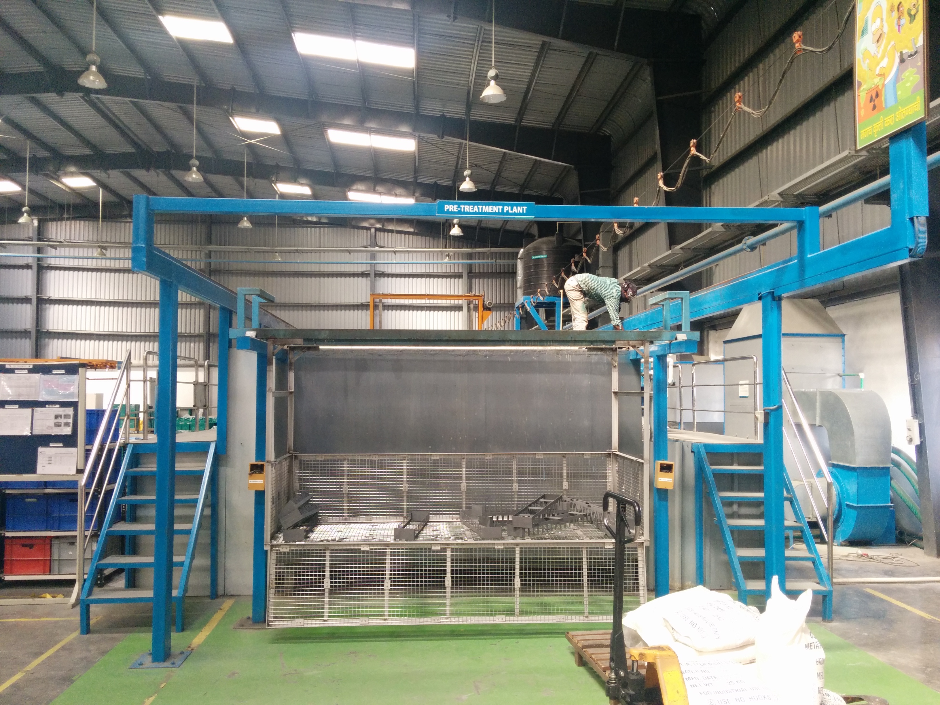 Powder Coating Plant - Plc Controlled Hoist-assisted Pre-treatment Line With Multi-tank Dip System, Automatic Electrical Panel & Wide Production Capacity